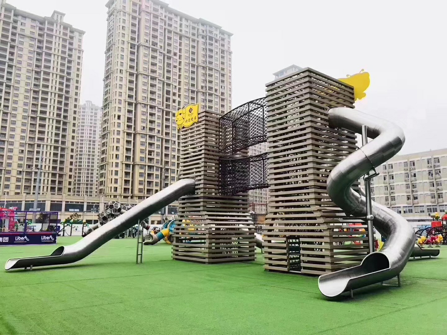 Landmark buildings in the toy capital