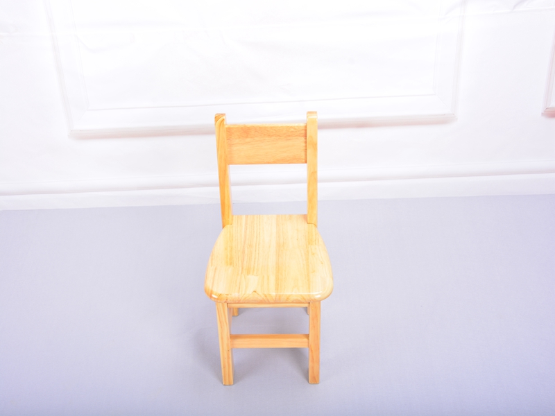melissa and doug solid wood table