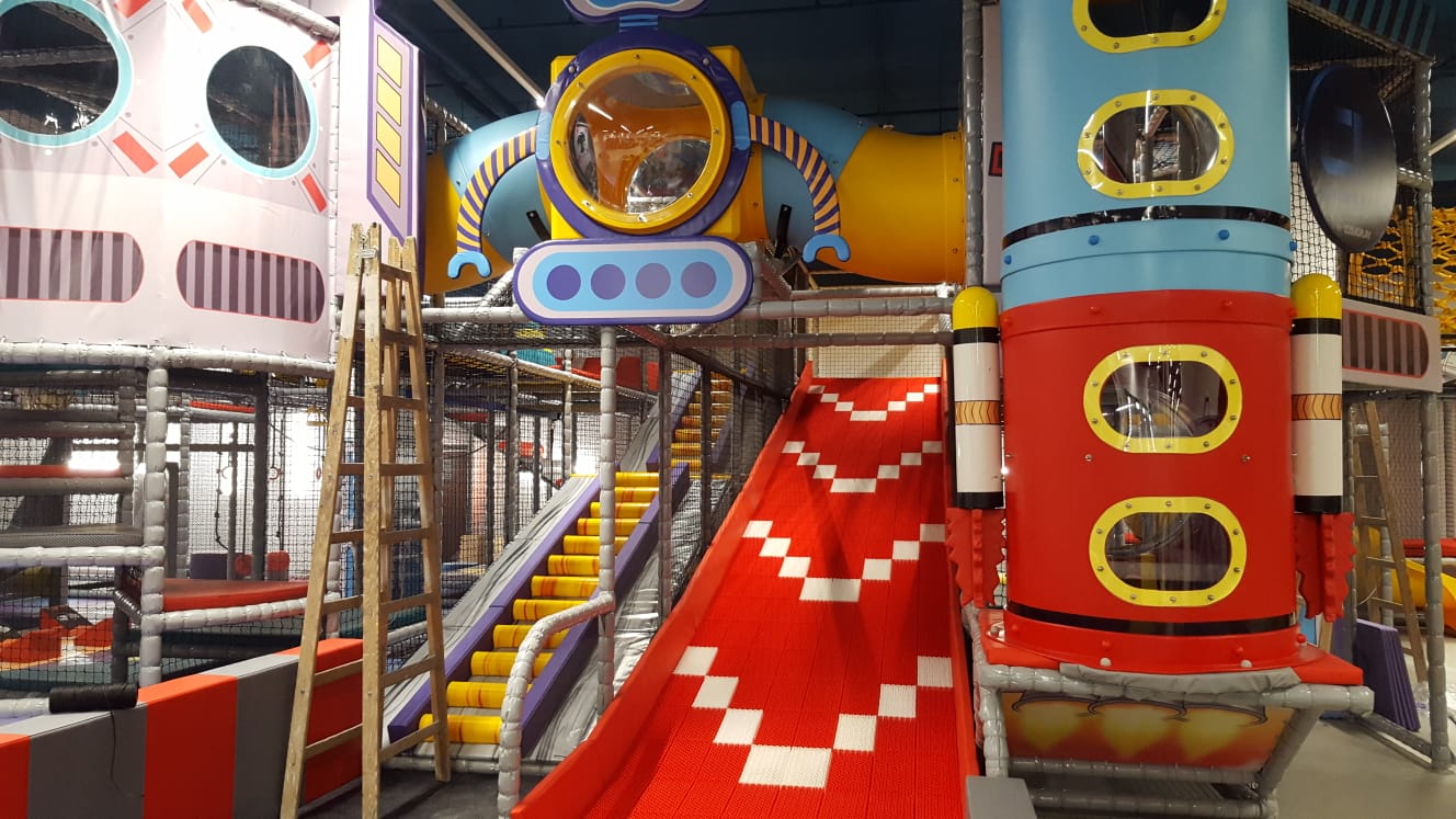 Indoor playground franchise cost