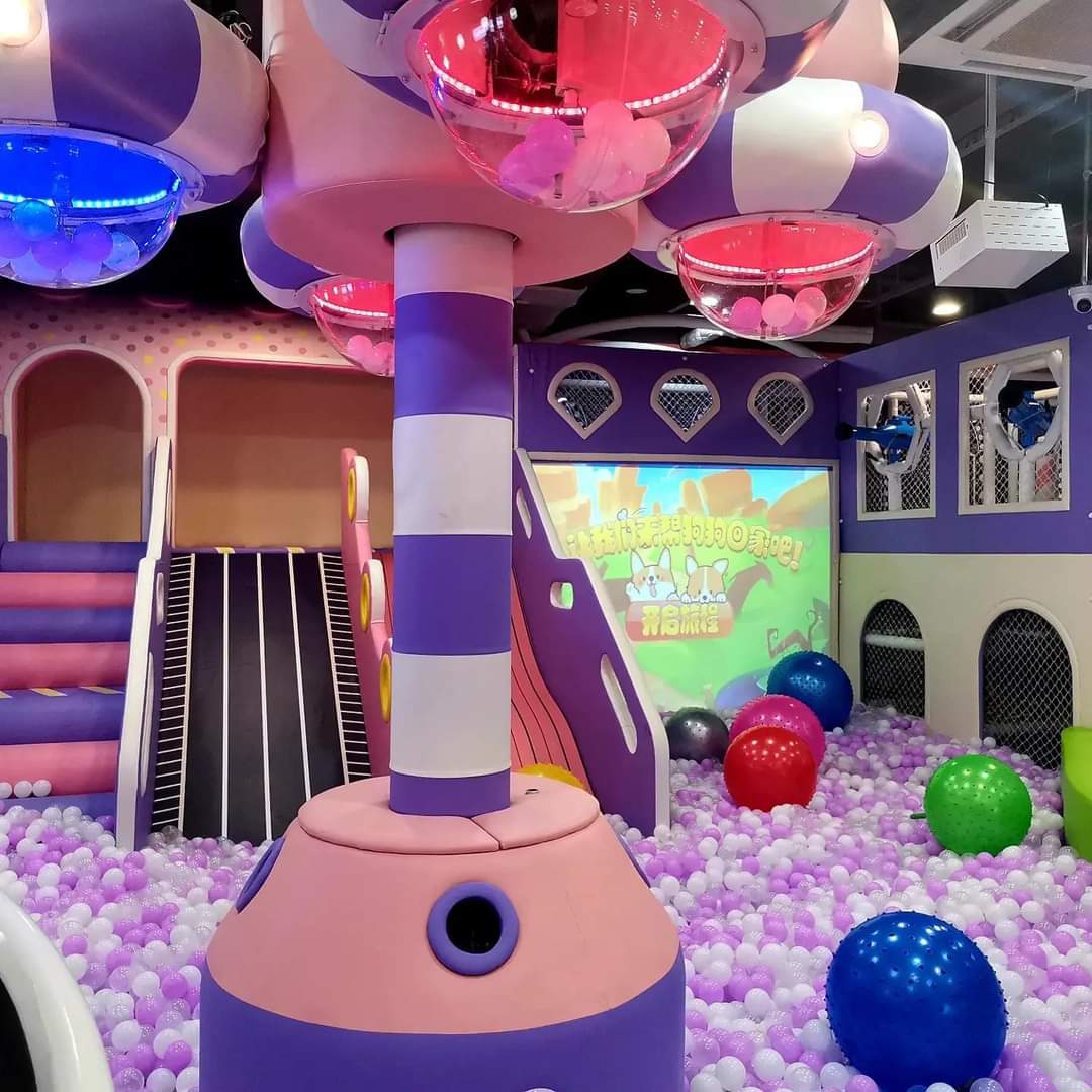 commercial indoor playground.jpg