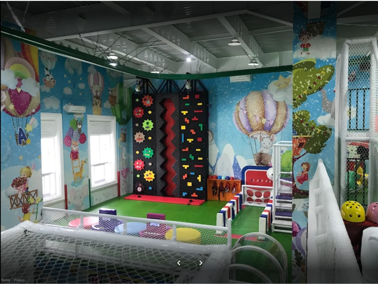indoor playground climber